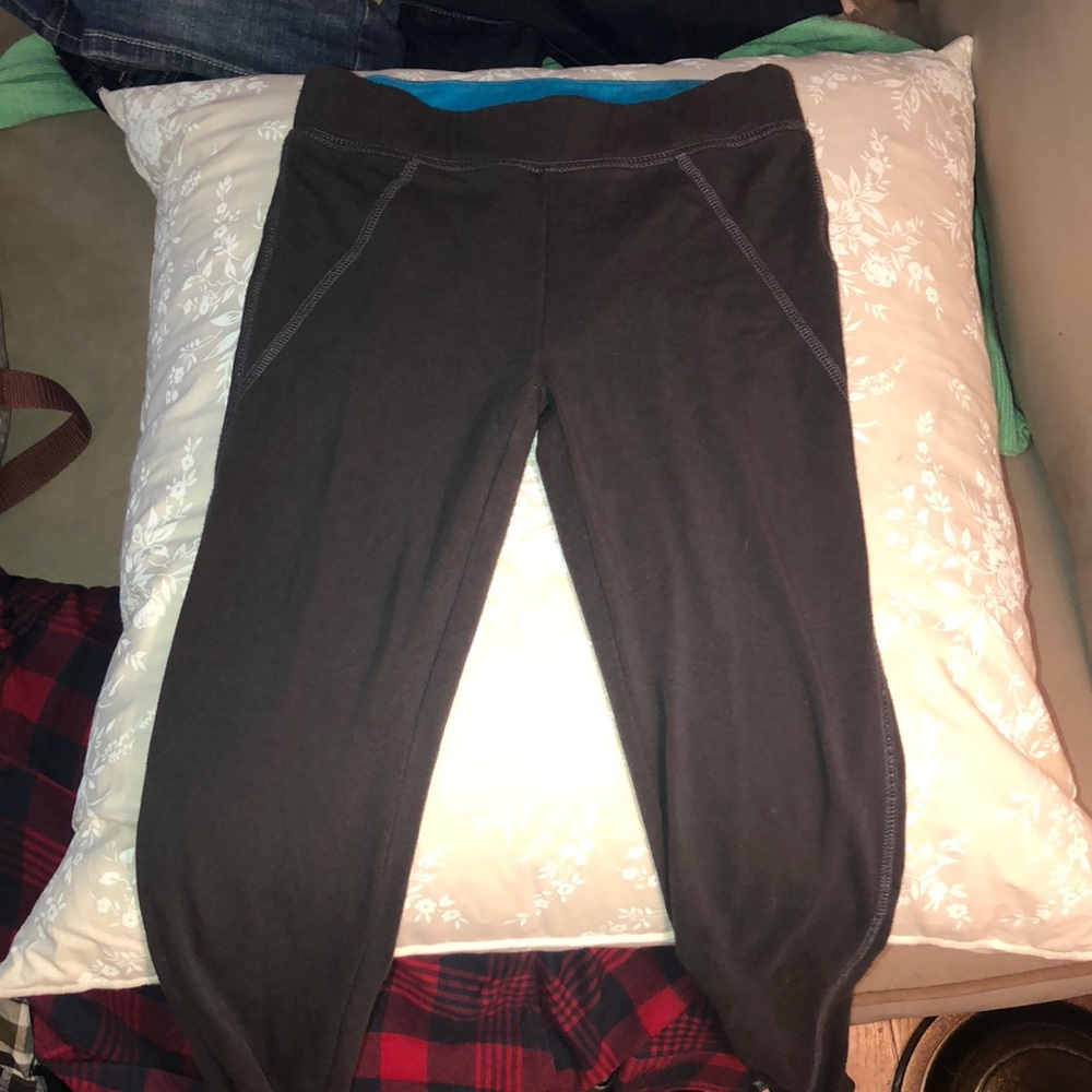 Grey leggings